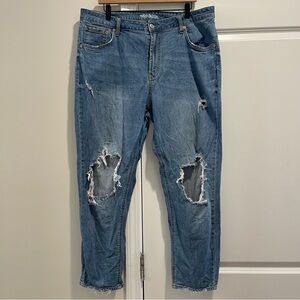 Wild Fable Blue Boyfriend Jeans with Distressed Knees Medium Blue Womens Size 16